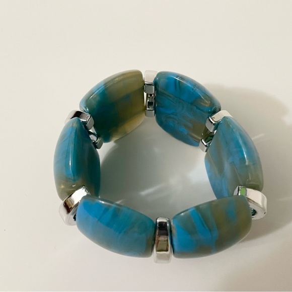 Vintage Blue Swirl Silver Tone Wide Lucite Stretch Bracelet - Picture 9 of 16